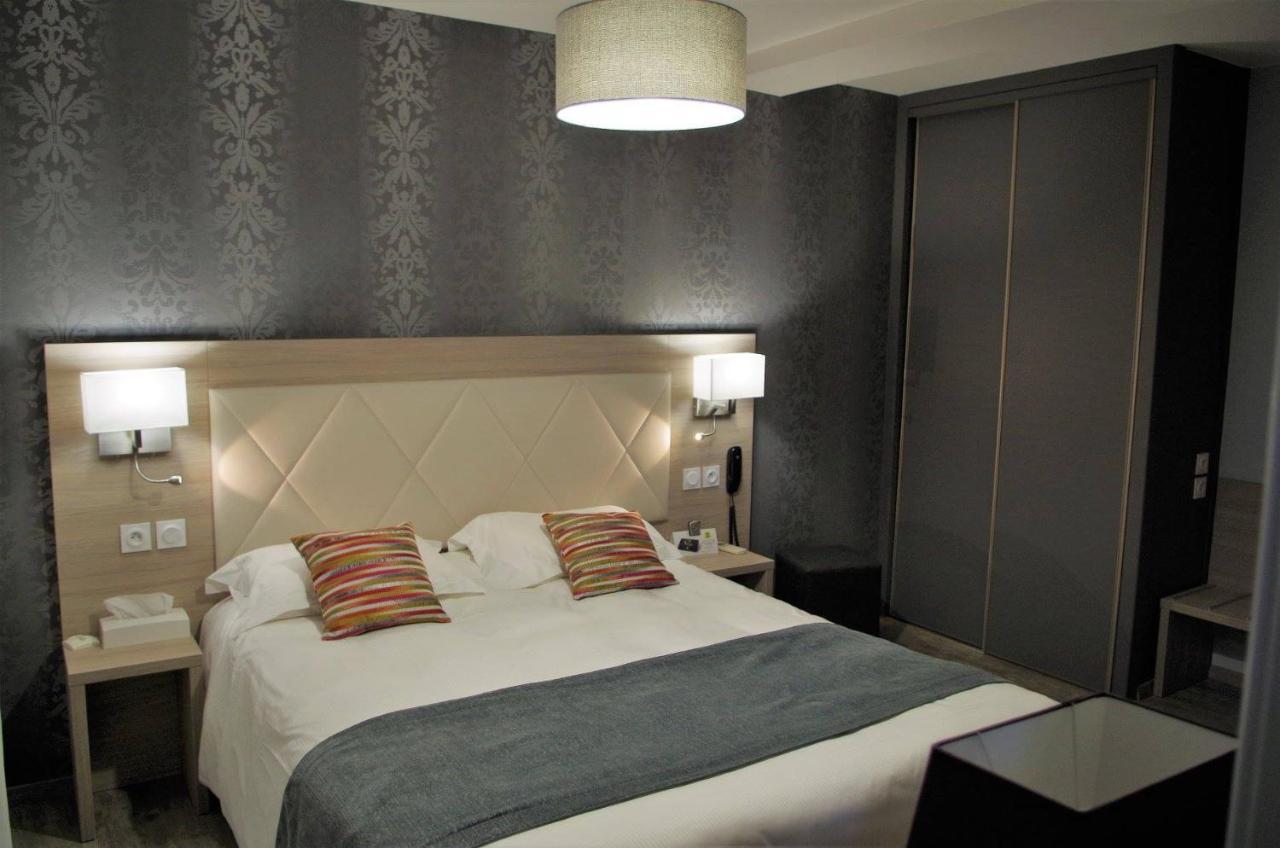 Logis Hotel Les Platanes Reyssouze Экстерьер фото