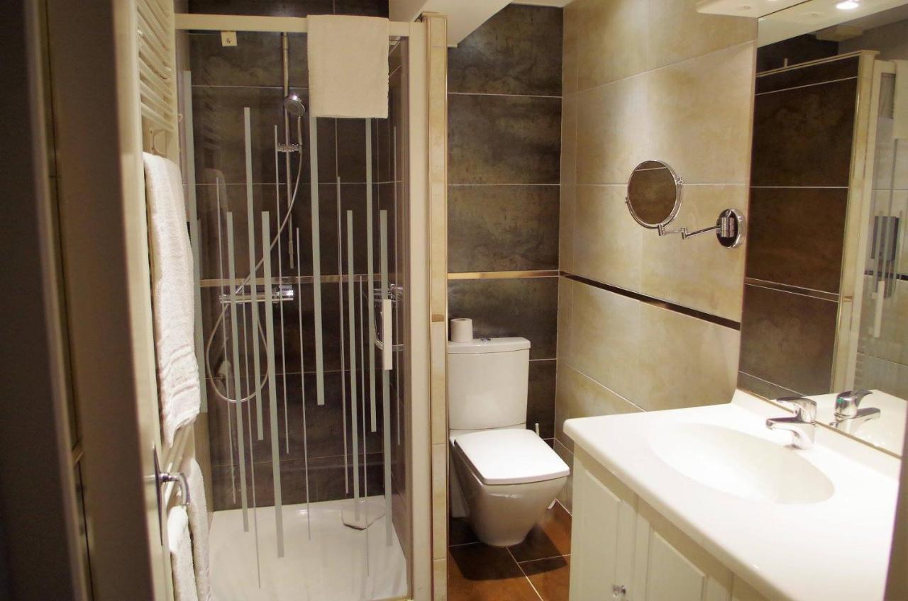 Logis Hotel Les Platanes Reyssouze Экстерьер фото